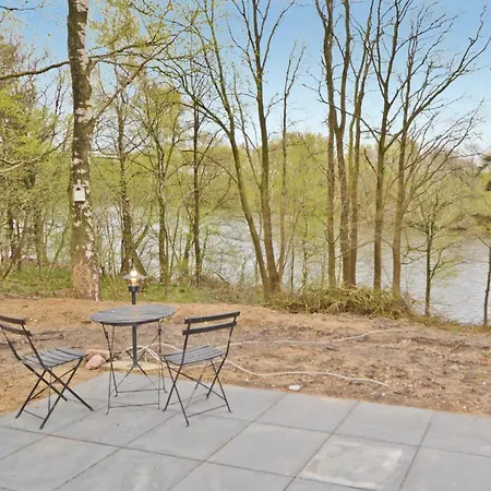 1 Bedroom Stunning In *